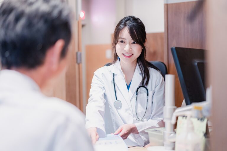 脳神経内科と脳神経外科の違いは何ですか？